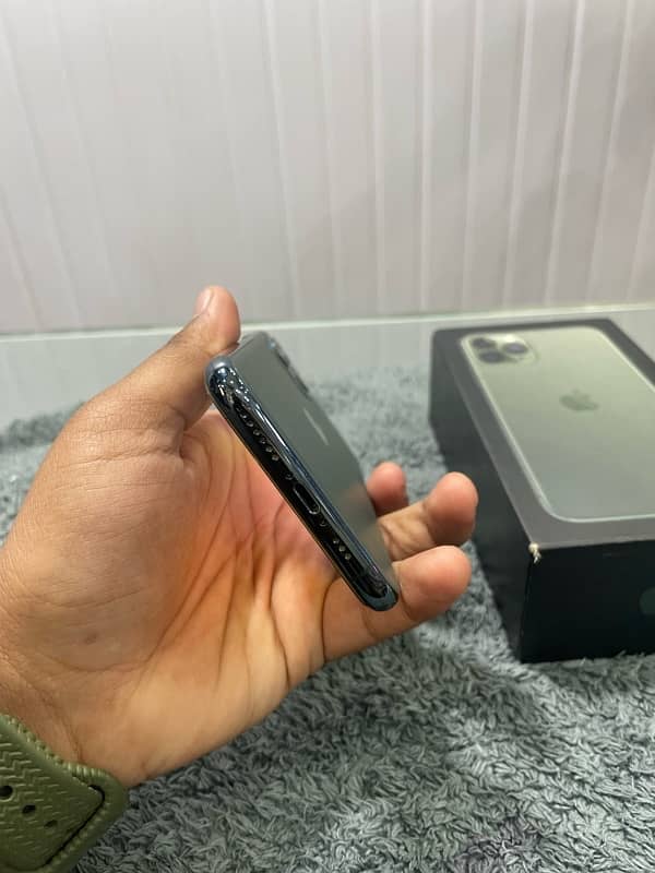 iPhone 11 Pro non pta water pack 1