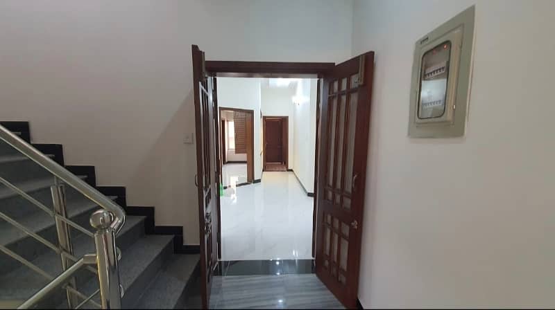 7 Marla Upper Floor Available For Rent G-13, ISLAMABAD 5