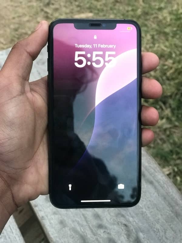 iPhone 11 Pro Max Non Pta 67 Thousand 5