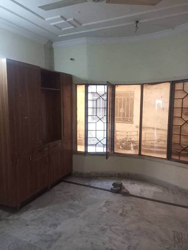 5 Marla Uppar Portion For Rent Abdullah Town Range Road. 6