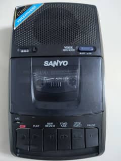 Sanyo TRC-SB1000 Clear Voice Xpander Standard Cassette Recorder