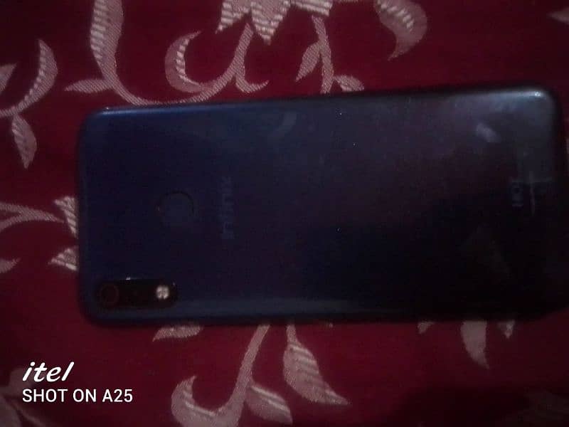 INFINIX HOT 8 LITE Condition 10/10 1