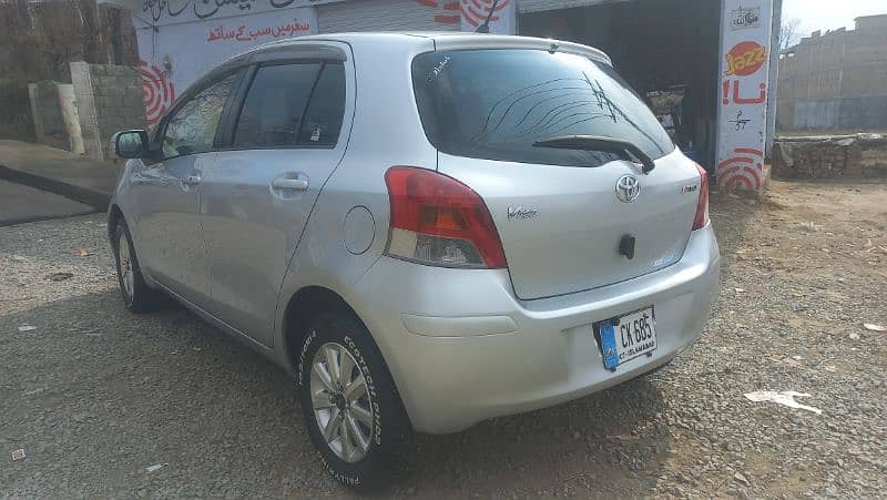 Toyota Vitz 2009 2