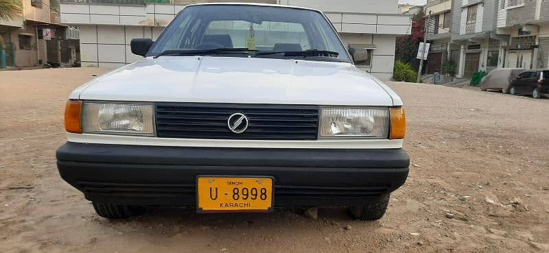 Nissan Sunny 1989 1