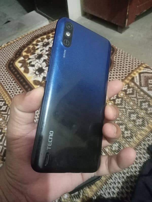 Tecno Spark Go 2