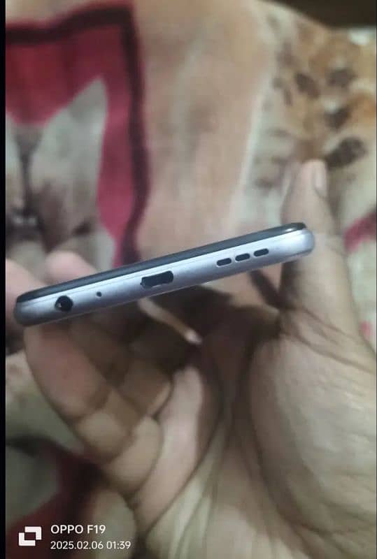 vivo y20 full box 4/64 exchange b ho jy ga good mbl ky sat 3