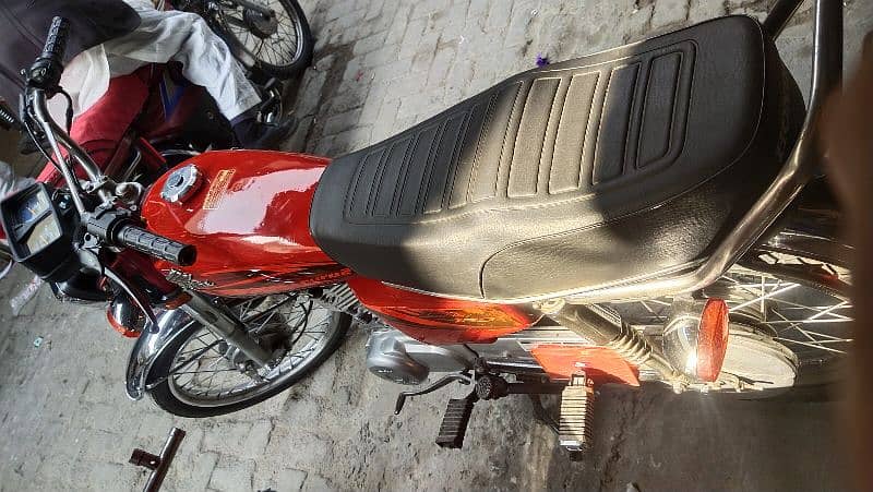 Honda 125 used 2015 model 5