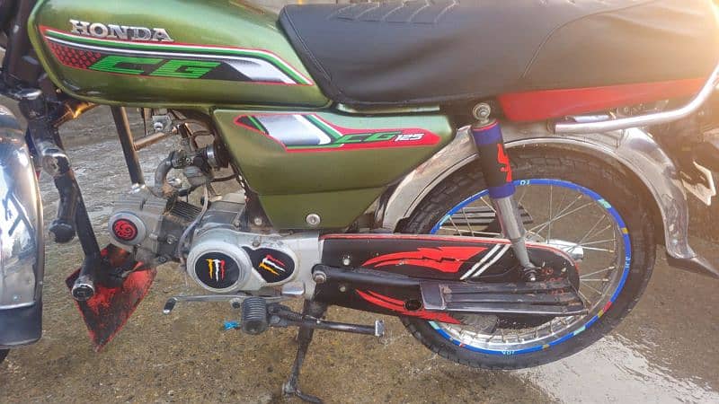 Honda CD 70 for Sale 4