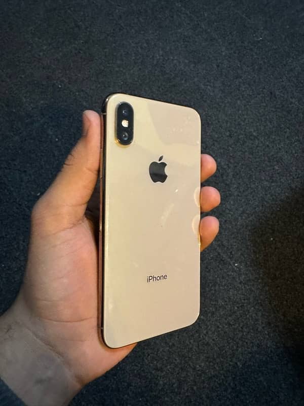 iPhone XS 256GB Non PTA Golden Color 0