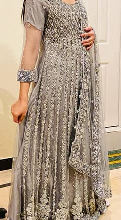 maxi grey silve