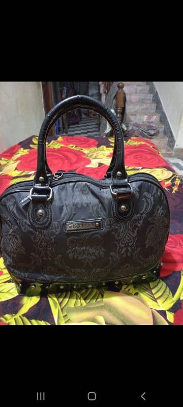 PRELOVED HAND BAG 3