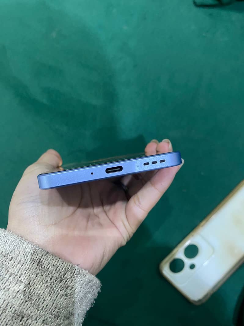 Oppo Reno11 F 5G 2