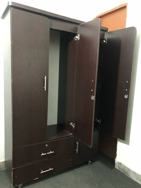 Wardrobe - As Good as New 3