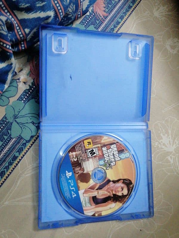 Gta 5 used ps4 disc 1