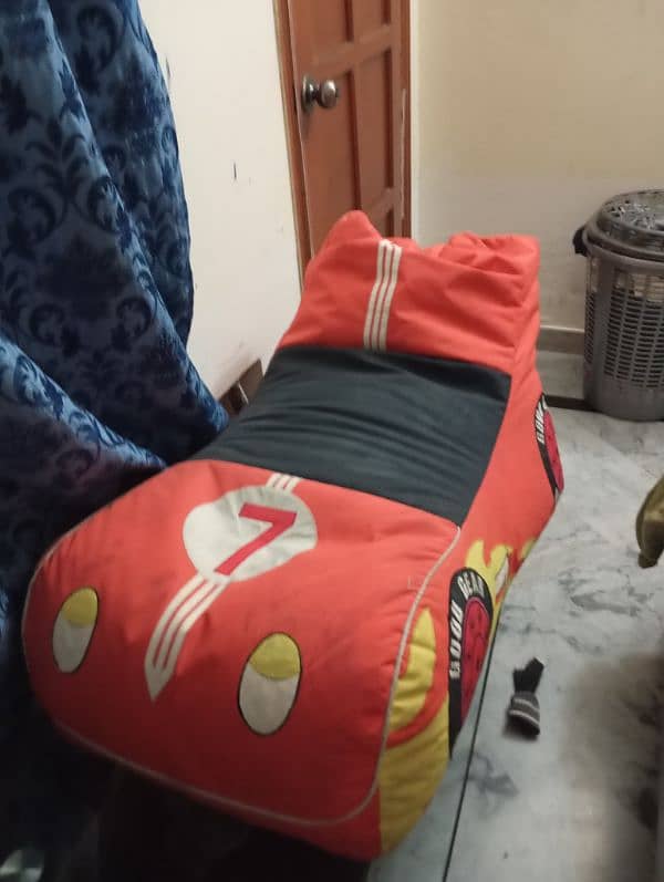 large size bean bag good condition 3