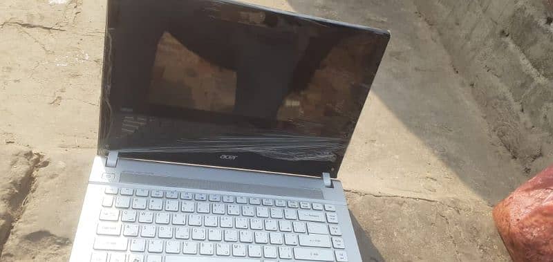 Acer i3 3rd generation 2