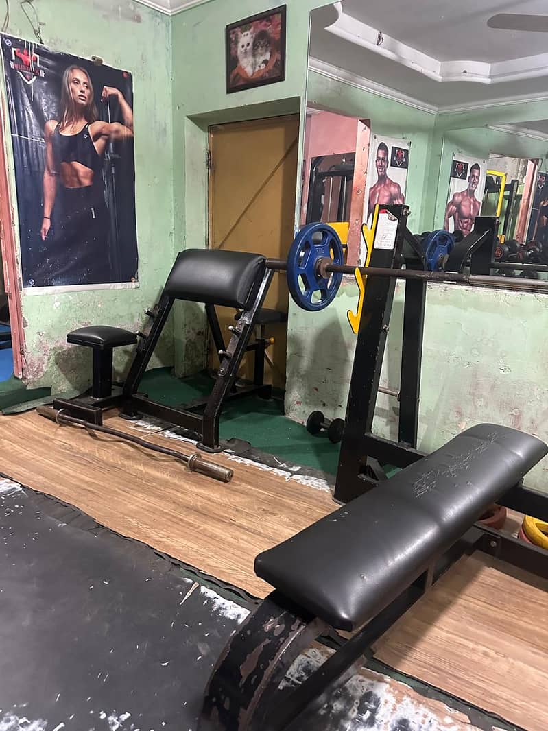 gym ka Sara Saman for sale each and everything for sale , complete 9