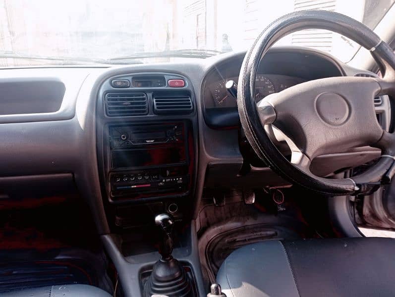 Suzuki Baleno 2004 8