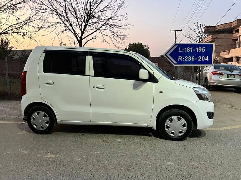 Suzuki Wagon R 2016/17 VXL 1