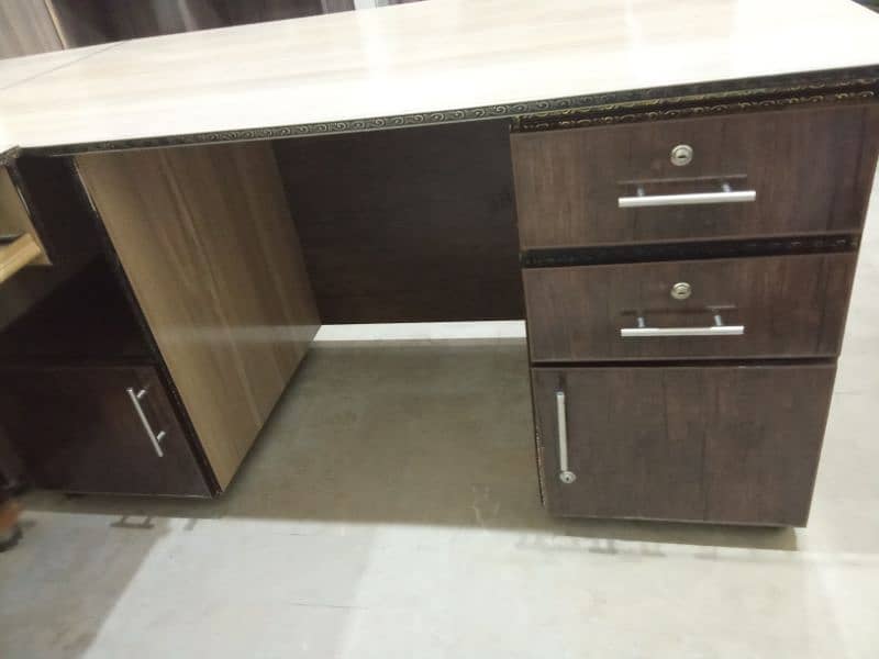 Office Executive Tables for Two Persons plus Side Table 3