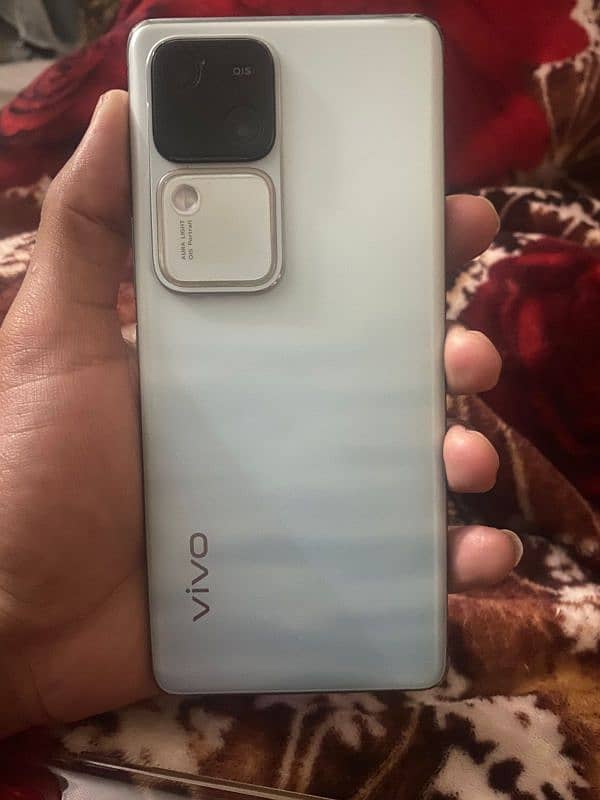 vivo v30 6