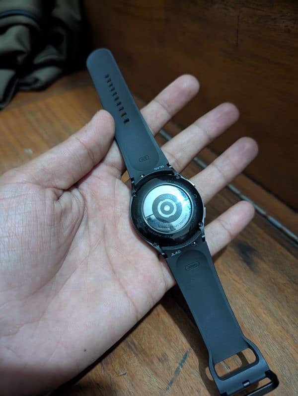 Samsung Galaxy watch 4 (No Exchange] 2