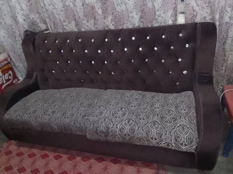 7 seater sofa good condition 2