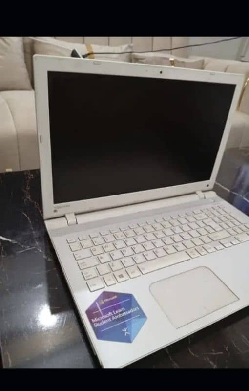 Toshiba Satellite L50-C-14T Laptop 2