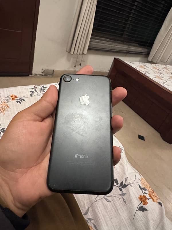 iphone 7 128gb PTA approved 1