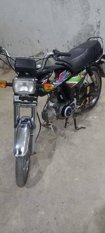 Honda CD70 2021 total genuine 2021 model urgent sale number03008040075 5