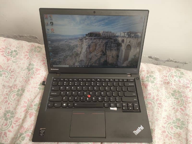 laptop Lenovo Thinkpad core i 5 4th generation 1