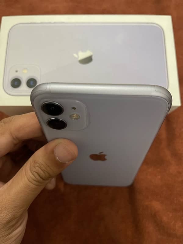 iPhone 11, 64GB, PTA 4