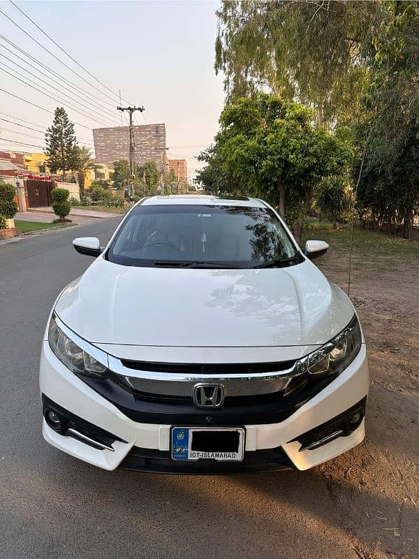 Honda Civic Oriel 2017 0