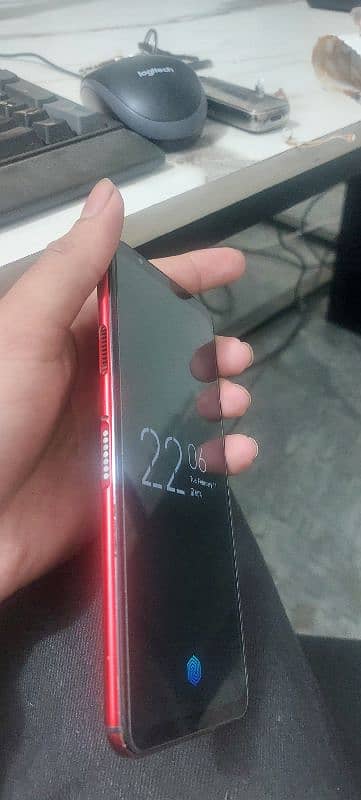 red magic 5g 10/10 condition 12/128 6