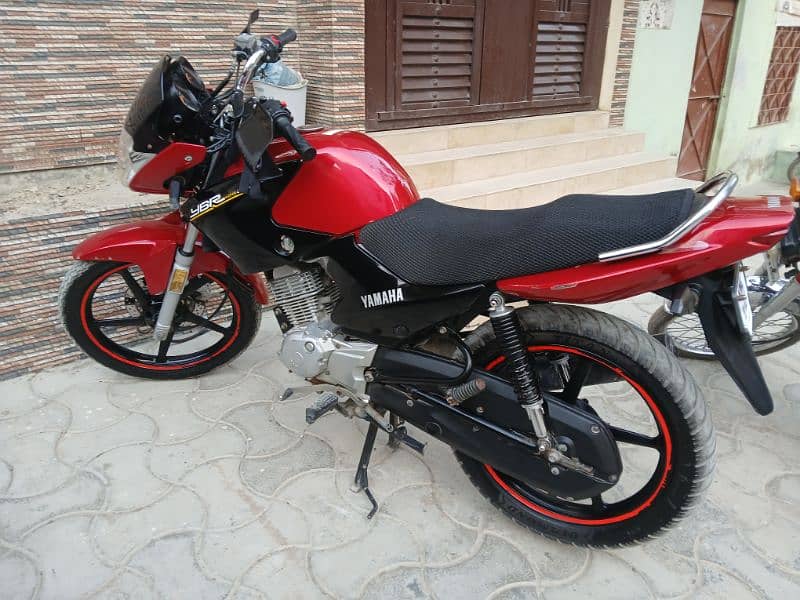 yamaha YBR 125 used like new bike 03112001355 0