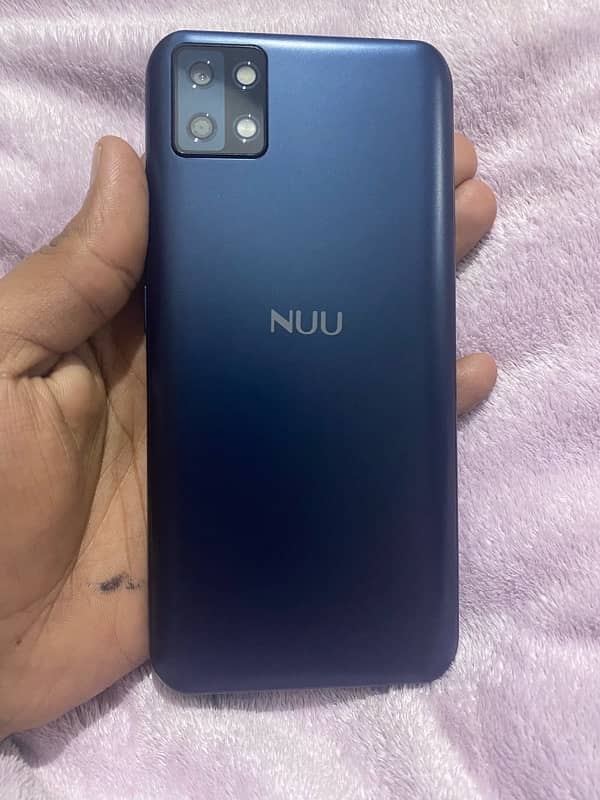 NUU A9L dual sim pta approved withbox charger 3/32. 2