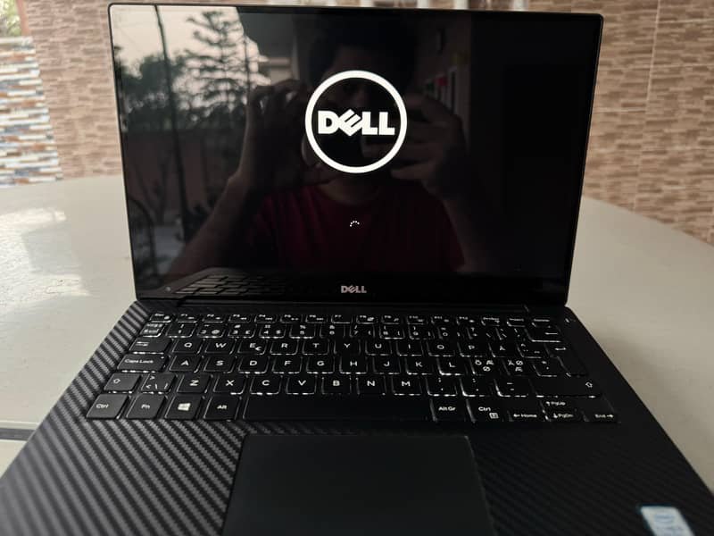 Dell XPS 13 9360 i5 7th Gen 0