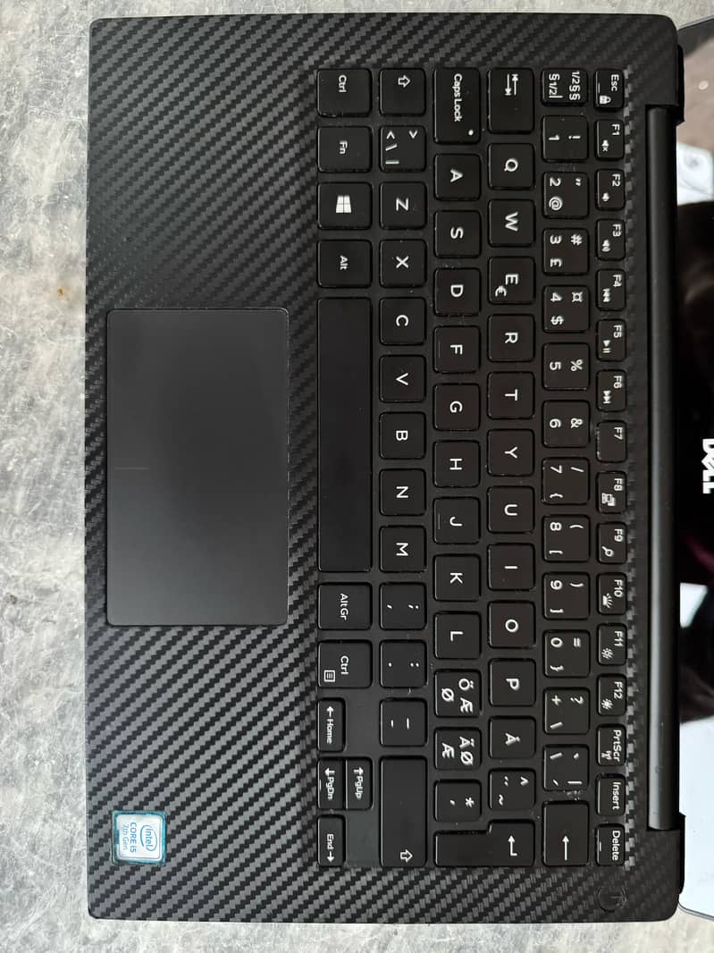 Dell XPS 13 9360 i5 7th Gen 10