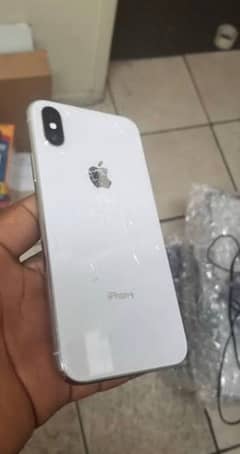 64 gb face id of BH100 back crak