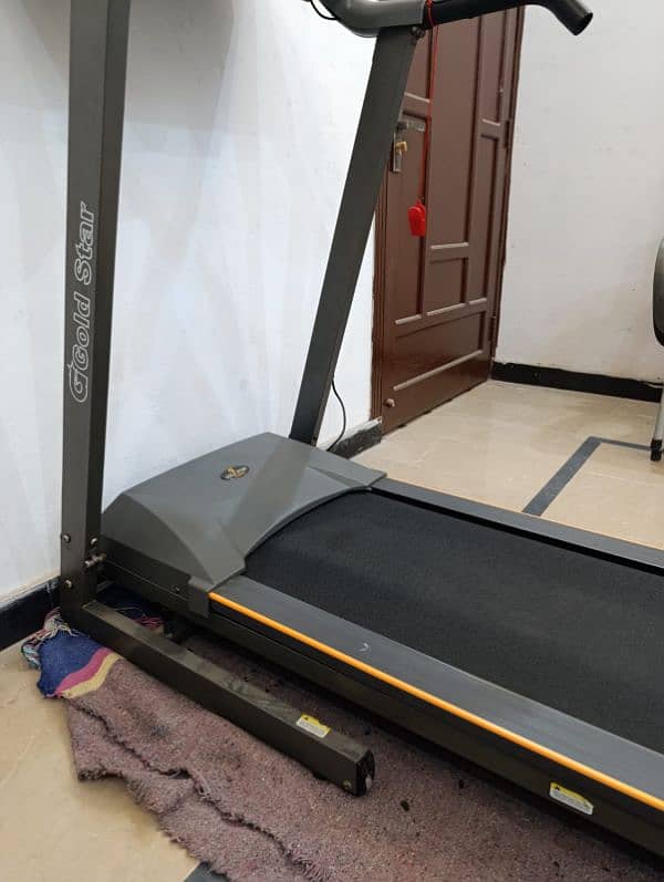 Gold Star Treadmill 6