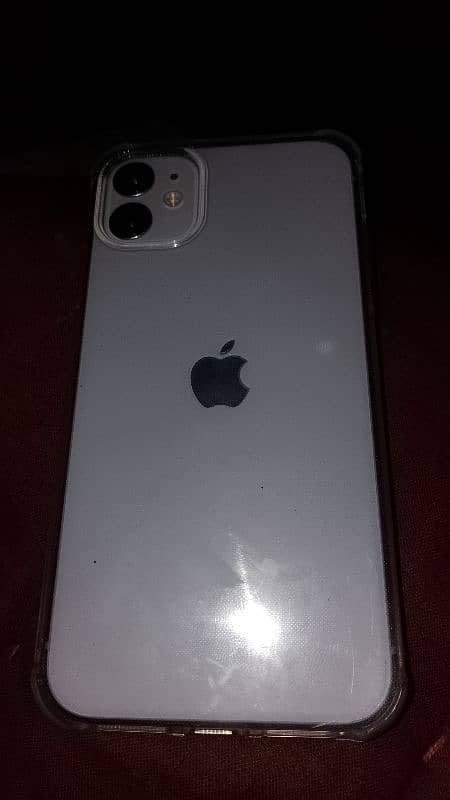 iPhone 11 2