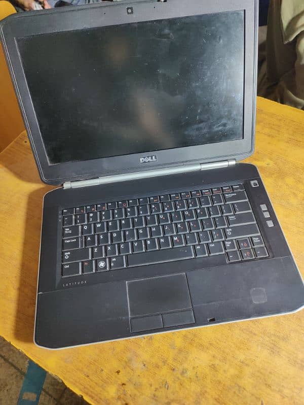 dell ka laptop hy sale karna hy jis ko chahye rabta kare 2