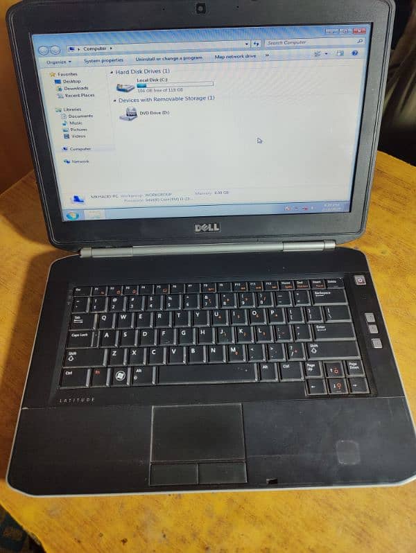 dell ka laptop hy sale karna hy jis ko chahye rabta kare 4