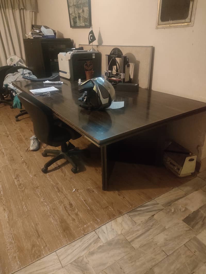 Office Table (8×4) feet in size 1