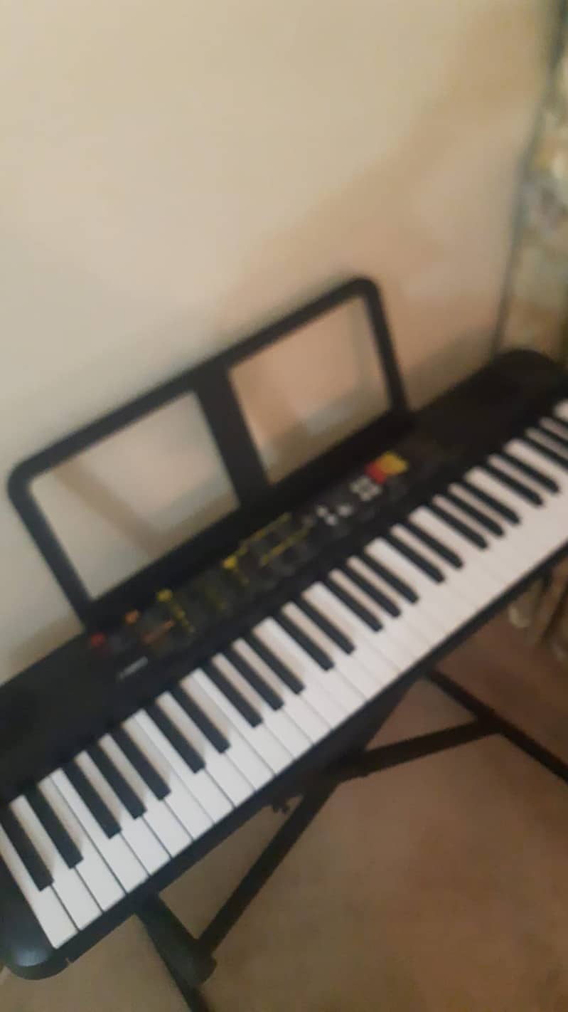 Psr F52 Yamaha keyboard 2