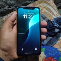 iphone xr 64gb 79btry helth whatapp num 03117954177