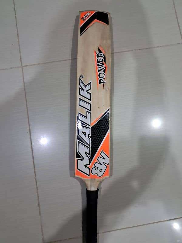 MB Malik tapeball bat 2