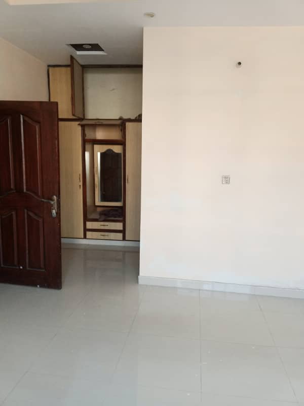 10 Marla Ground Floor For Rent In Wapda Town Society 6