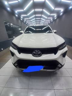 Toyota Fortuner Legender 2022