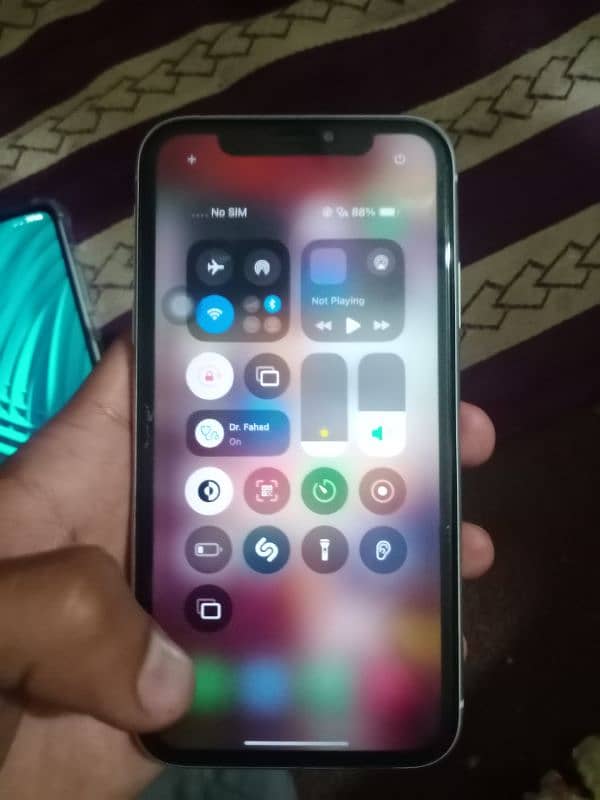 iPhone 11 6